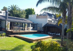 Open living family home in the Winelands